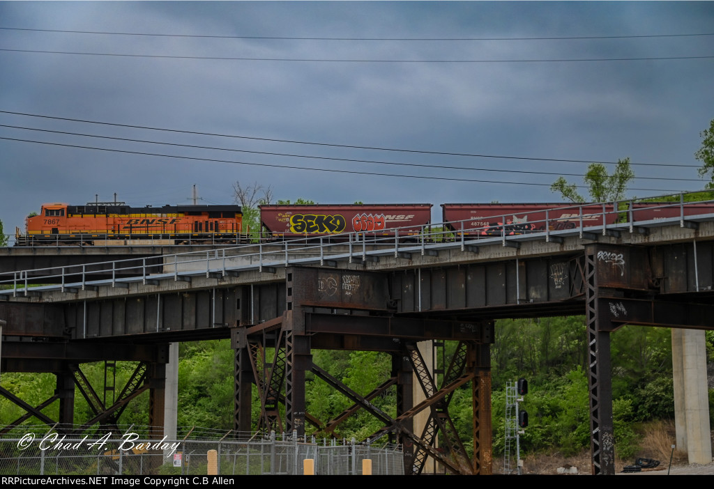 BNSF GRAIN, TOP OF SF JUNCTION